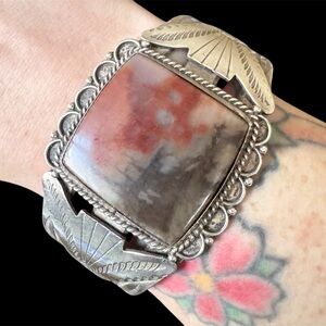 Vintage 1940s Navajo Fred Harvey Era Heavy Sterling Silver Petrified Wood Cuff